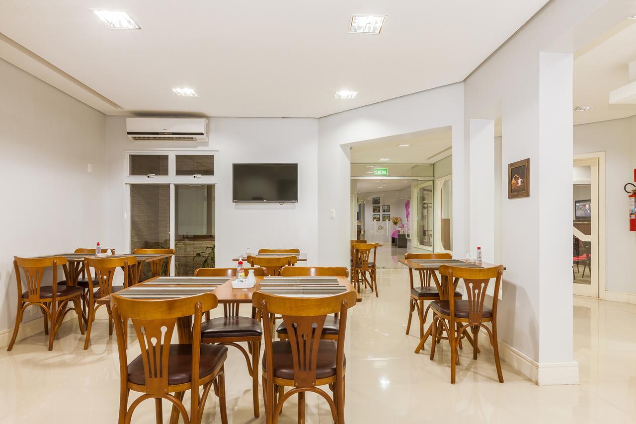 Tri Encantado Hotel 4*