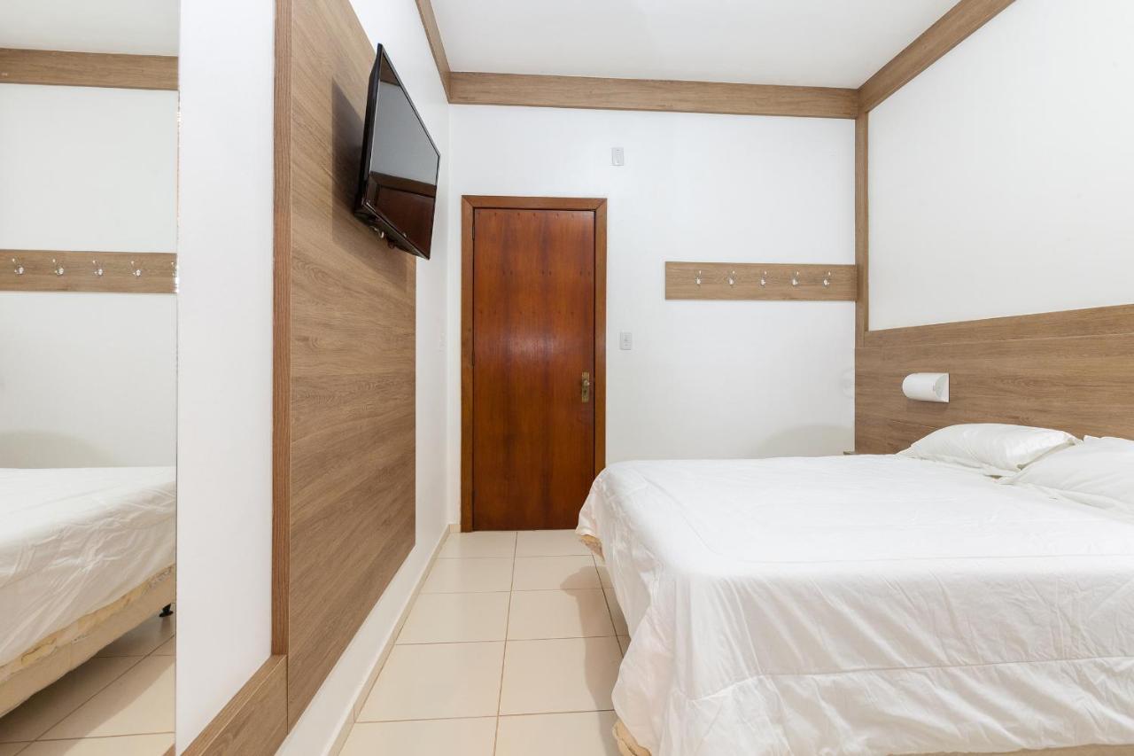 Tri Encantado Hotel